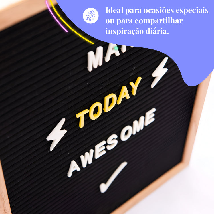 Quadro decorativo de Letras Feltro 40x30cm 460 Peças